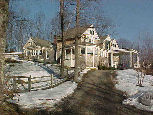 Building photograph for 16 WESTMOUNT ROAD